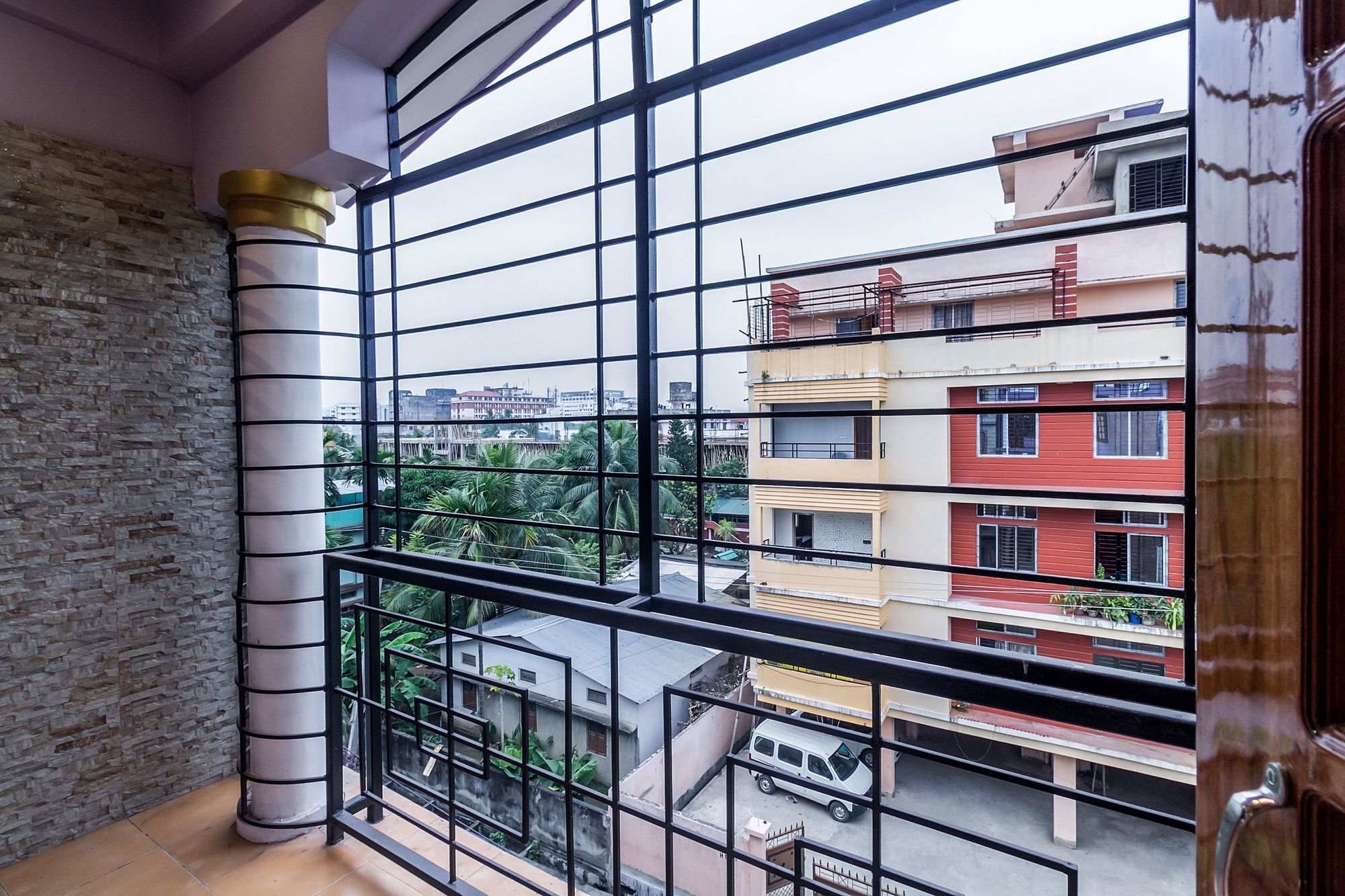 Super Hotel O Cherry City Cottage Dispur Bagian luar foto