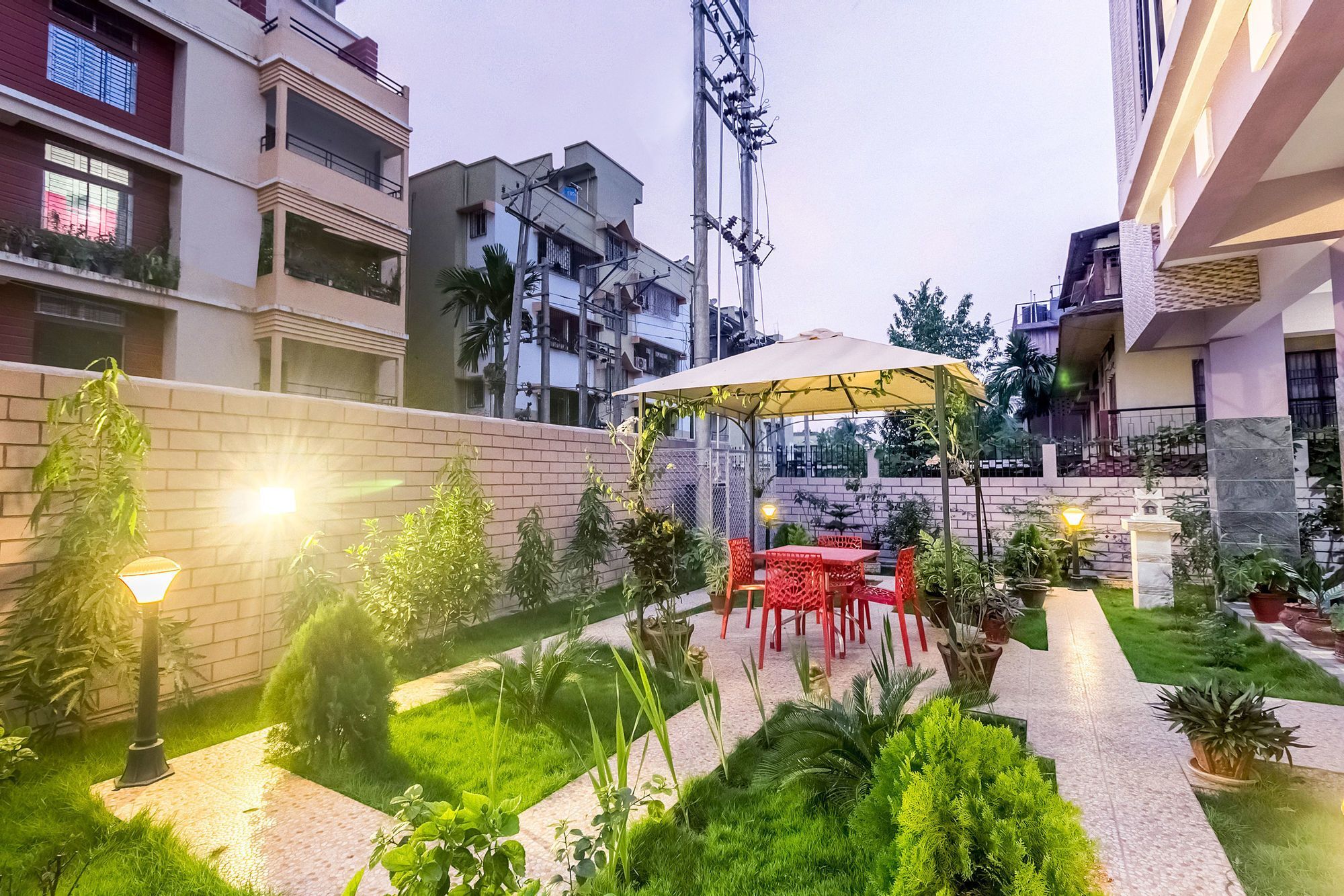 Super Hotel O Cherry City Cottage Dispur Bagian luar foto